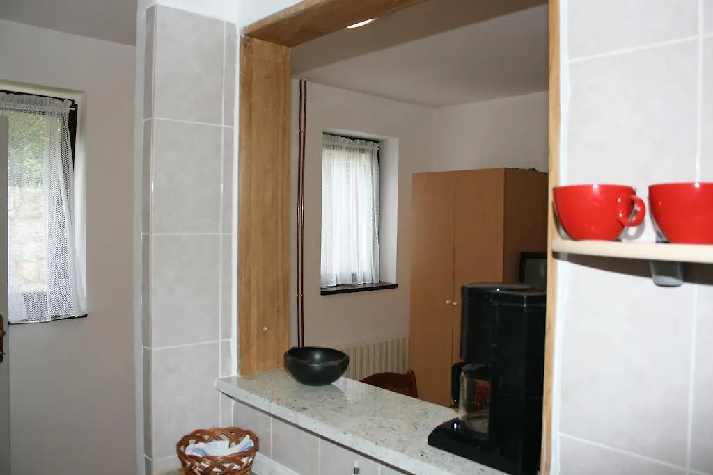 Apartments Lara Dramalj